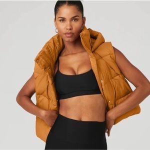 Womens ALO puffy vest